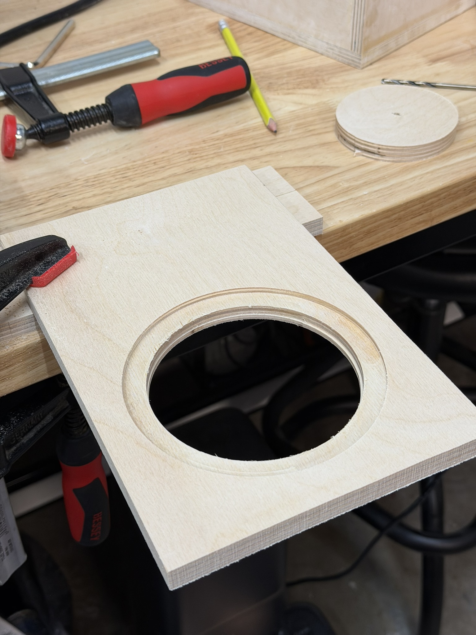 concentric through hole cut